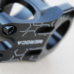 Meroca SuperLight CNC 31.8' - 35mm negru