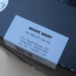Schwalbe Magic Mary Evo 27.5x2.40 Addix Soft - Super Gravity DH TL-Easy