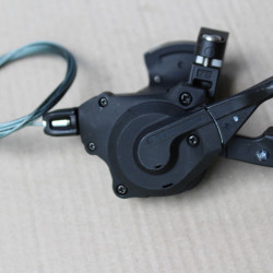 Shimano maneta dreapta(spate) cu colier Deore SL-M6000 10vit.