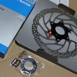 Shimano SM-RT30-M Centerlock - 180mm disc rotor