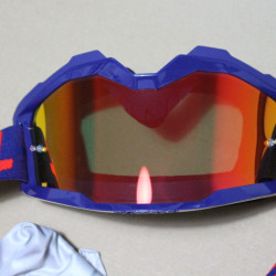 100% Strata 2 Masego Antifog Red Mirror lens - Goggle + sticker