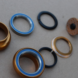 Cuveti Externi Viaron 1.1/8” Auriu