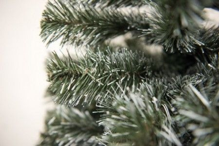 Sofija - Novogodišnja jelka sa belim vrhovima 120 cm