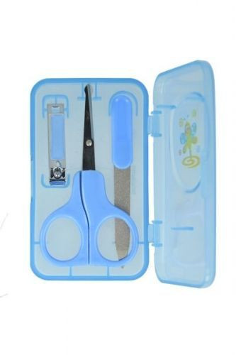 Akuku manikir set u kutiji makazice, turpija i grickalica ( A004639 )
