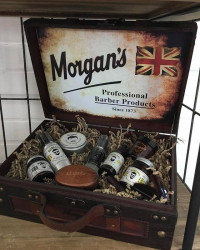 Morgan's display case - valiza de lemn