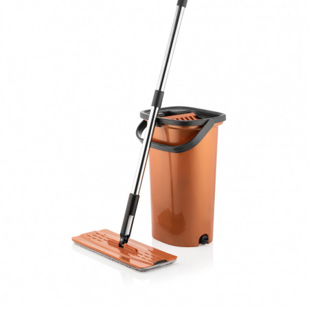 GALEATA CU MOP PLAT SI SISTEM DE STOARCERE + 2 LAVETE MICROFIBRA