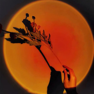 LAMPA AMBIENTALA ASTRONAUT CU ACUMULATOR - SUNSET