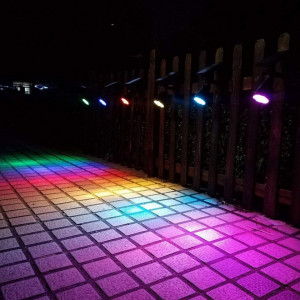 1+1 GRATIS: PROIECTOR SOLAR 7 CULORI CU 9 LED-URI