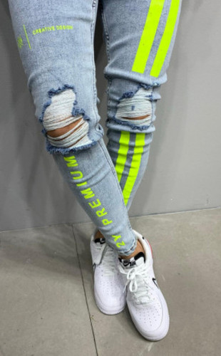 BLUGI SLIM FIT RUPTI STRIPED COD B5483