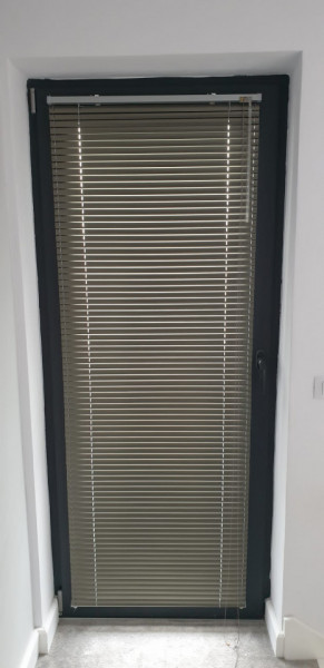 jaluzele orizontale aluminiu confectionata culori gri-718