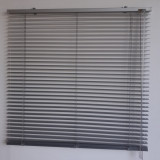 jaluzele orizontale aluminiu gri L 45 cm x H 110 cm cu ata laterala