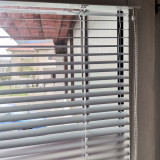 jaluzele orizontale aluminiu confectionata model 2- cu lantsor cod 716