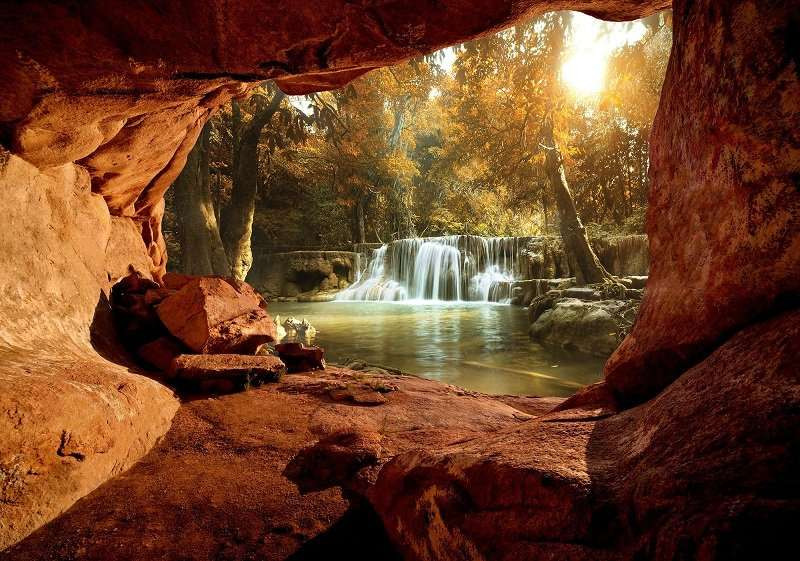 Papier peint - Cascades calmes dans un petit lac - 10261