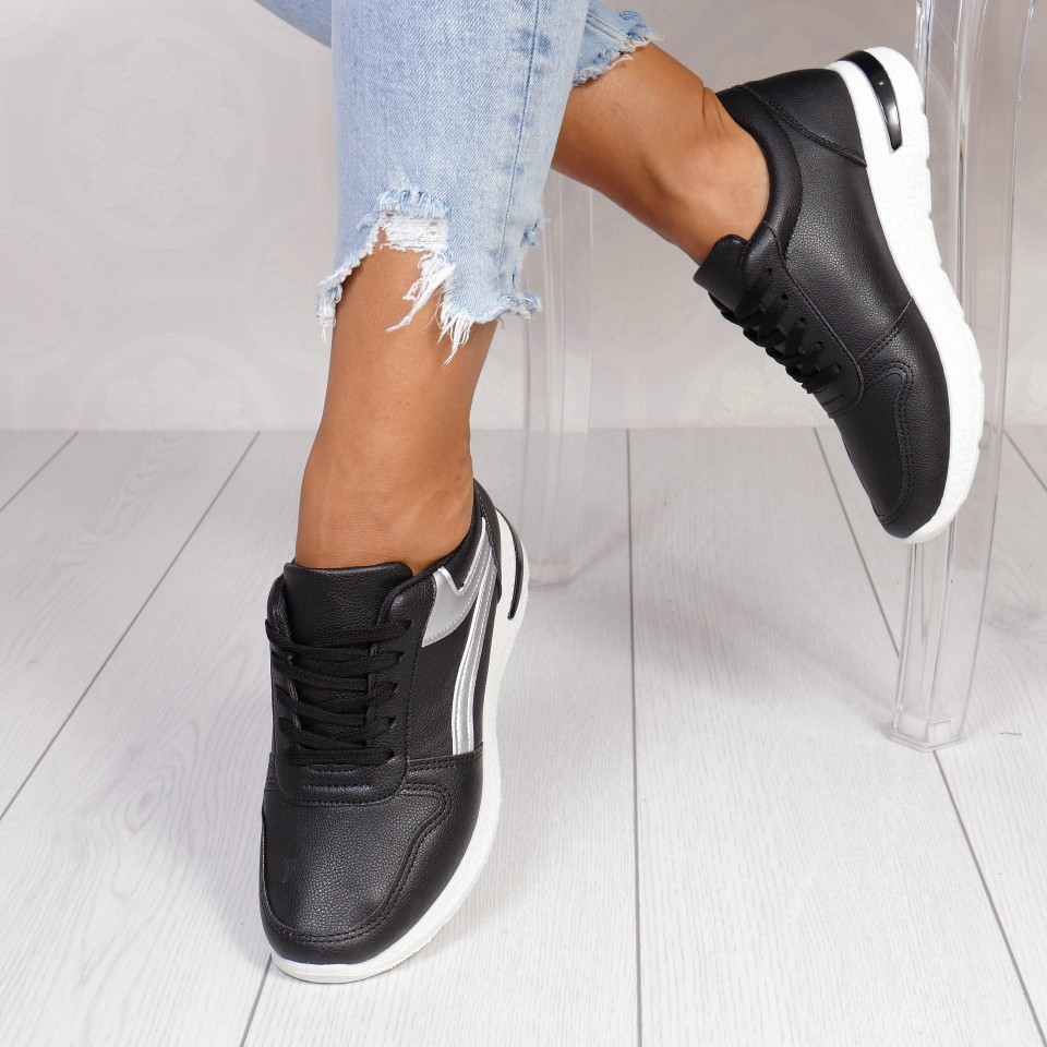 Adidasi liana black