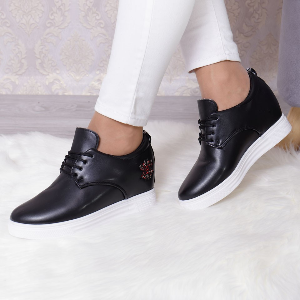 Adidasi nikos black