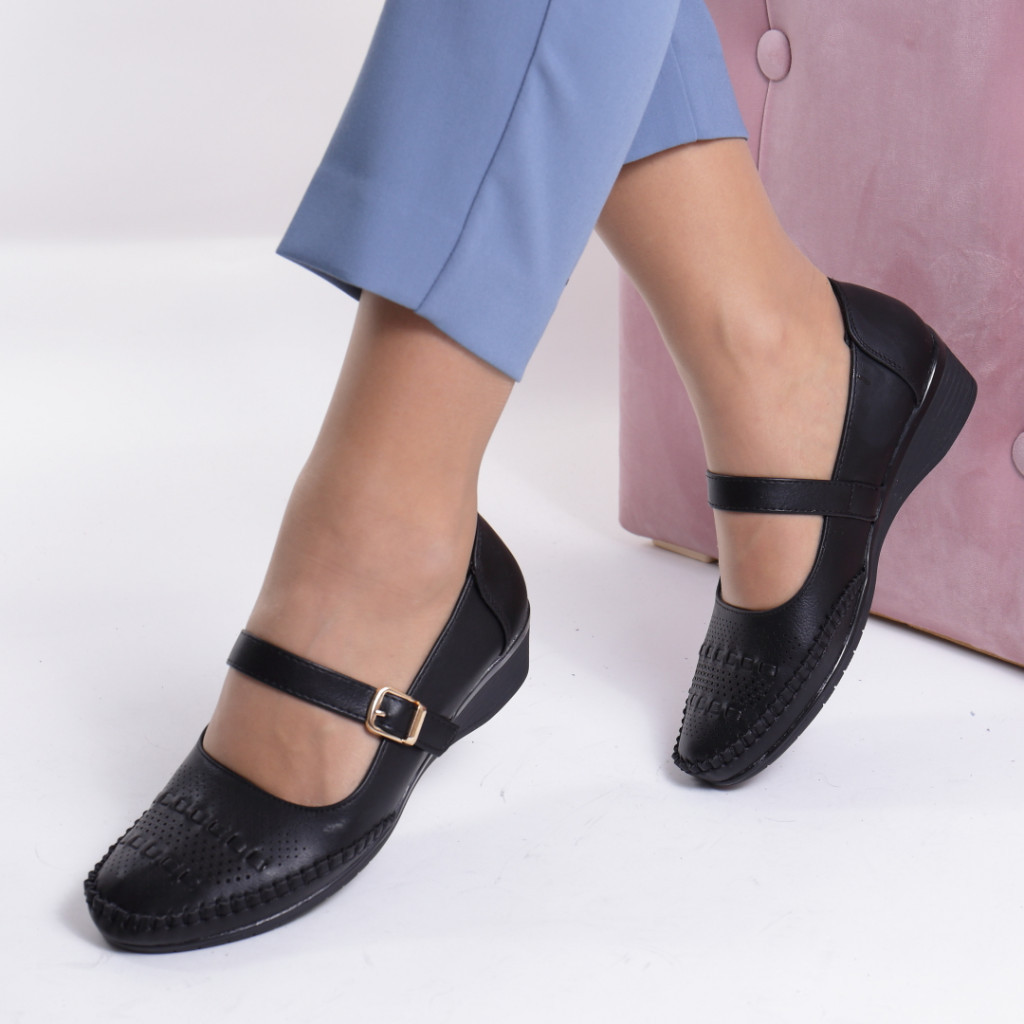Pantofi piele ecologica negru carlia