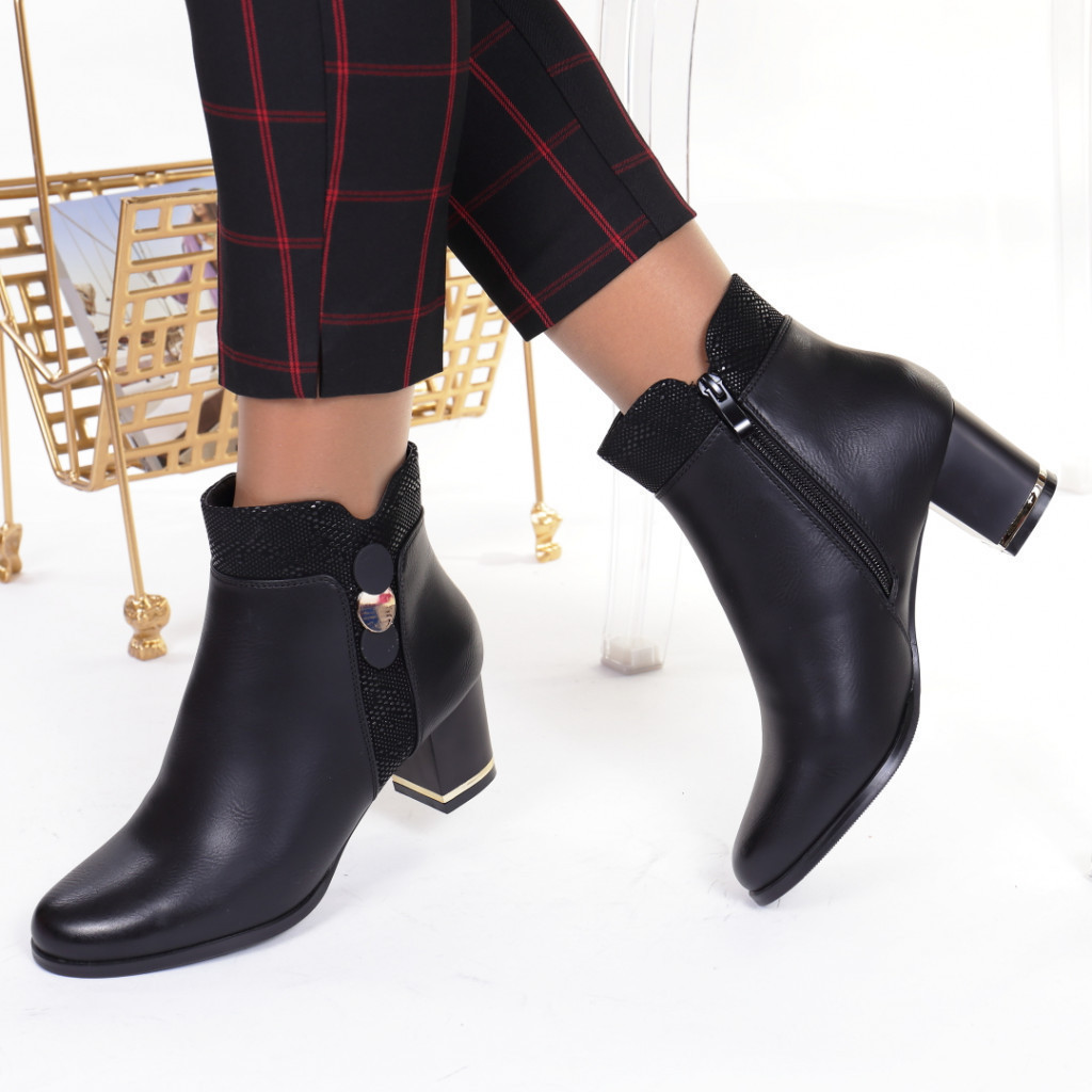 Botine negre elegante si usoare azura