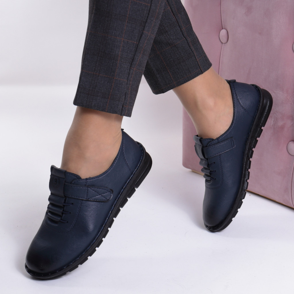 Pantofi bleumarin piele ecologica Diomia