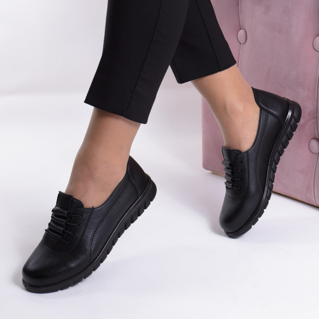 Pantofi piele ecologica Tomina