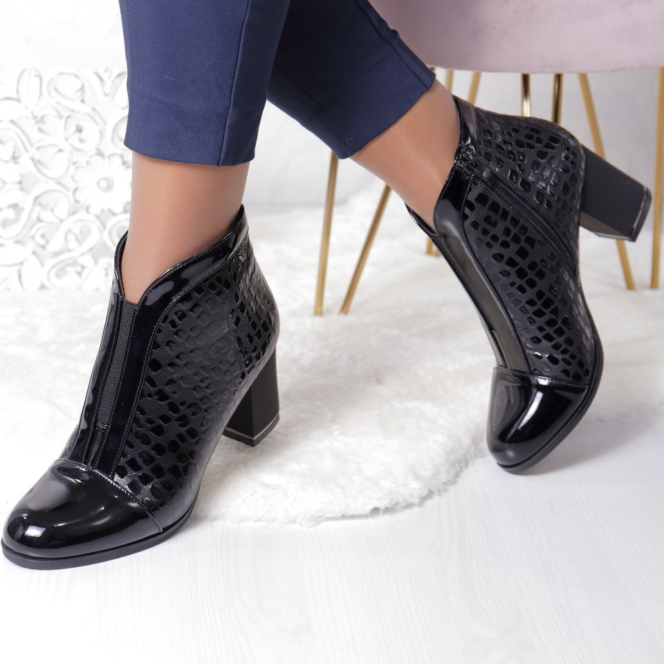 Botine bria black