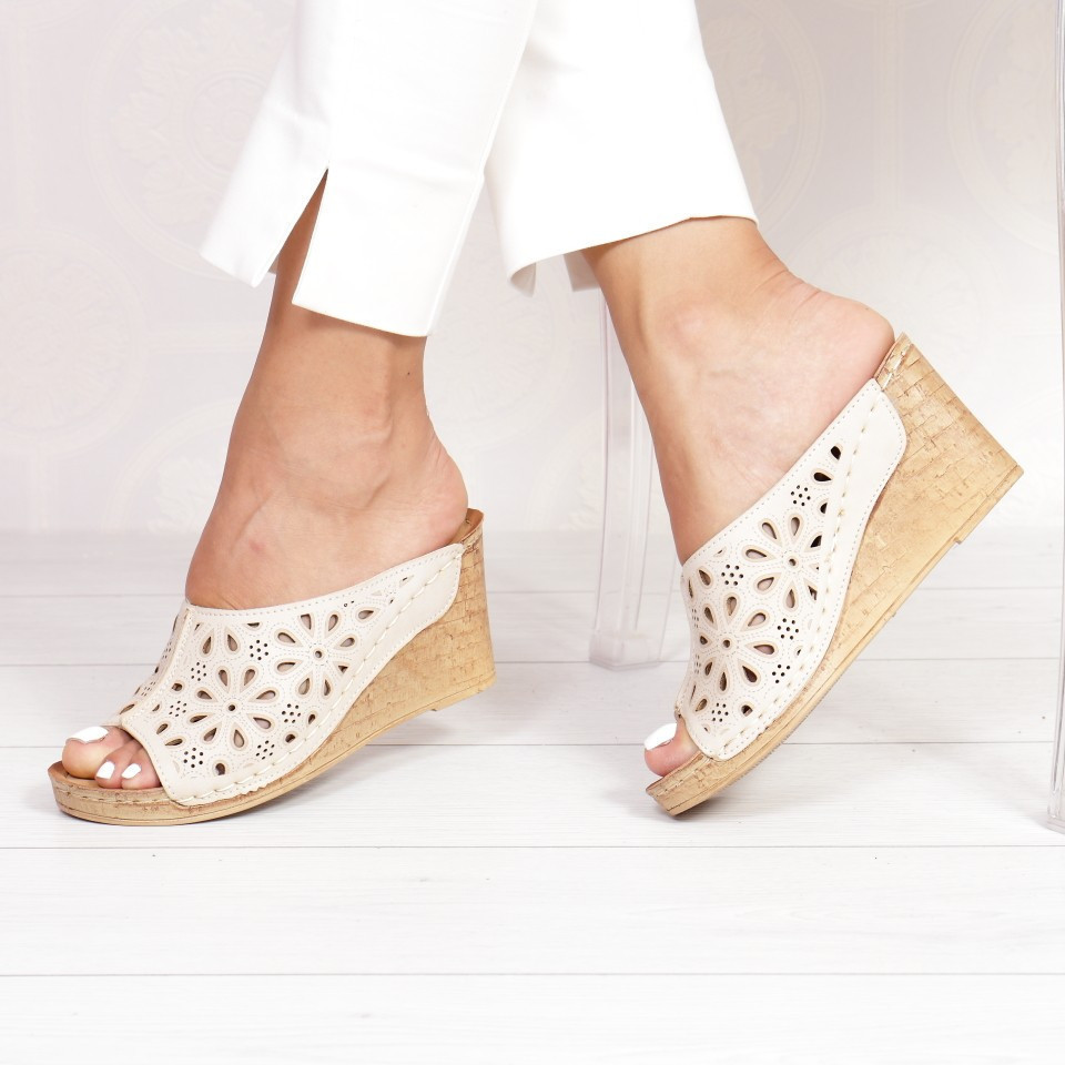 Papuci cabrona beige