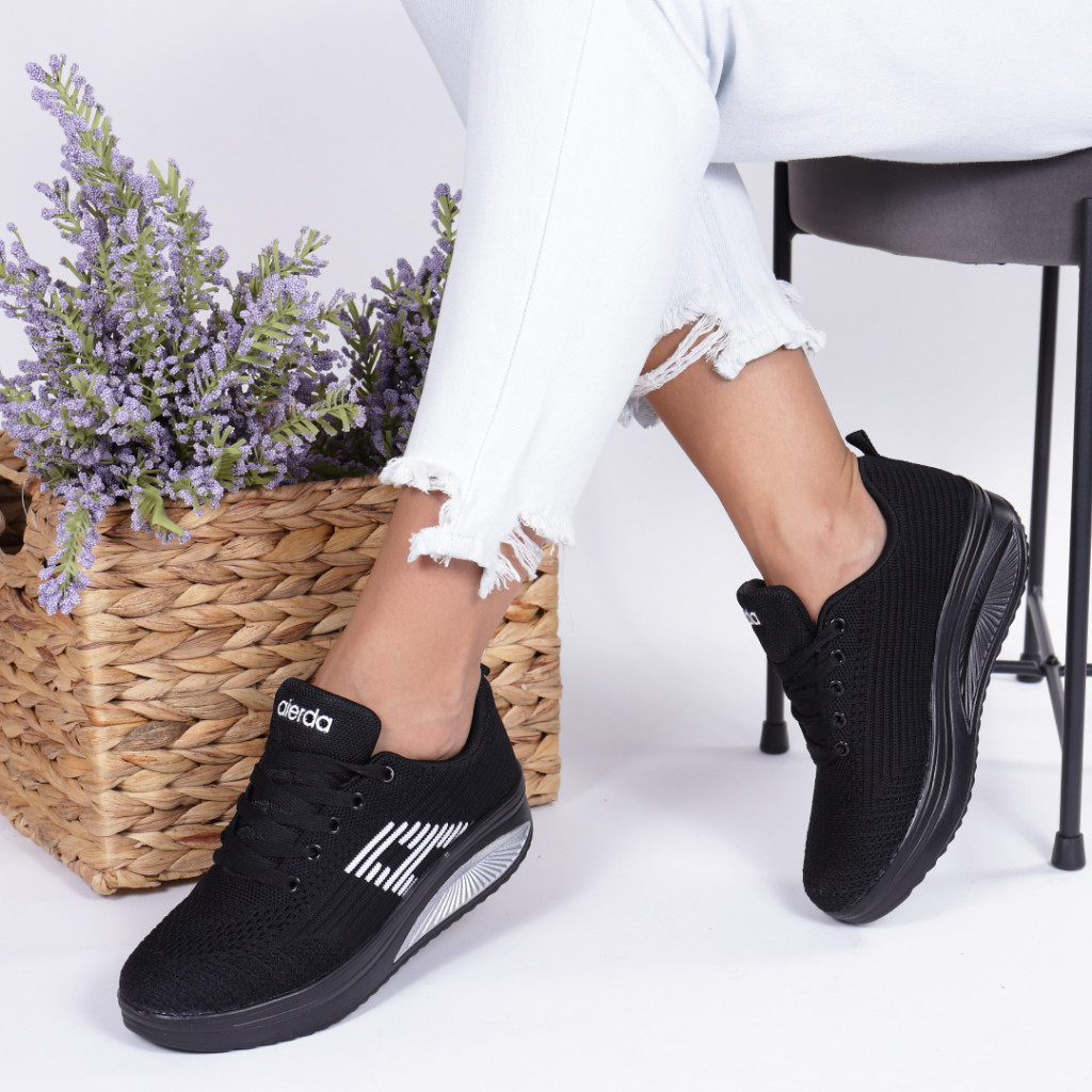 Adidasi farina black