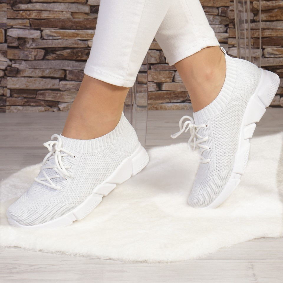 Adidasi fica white
