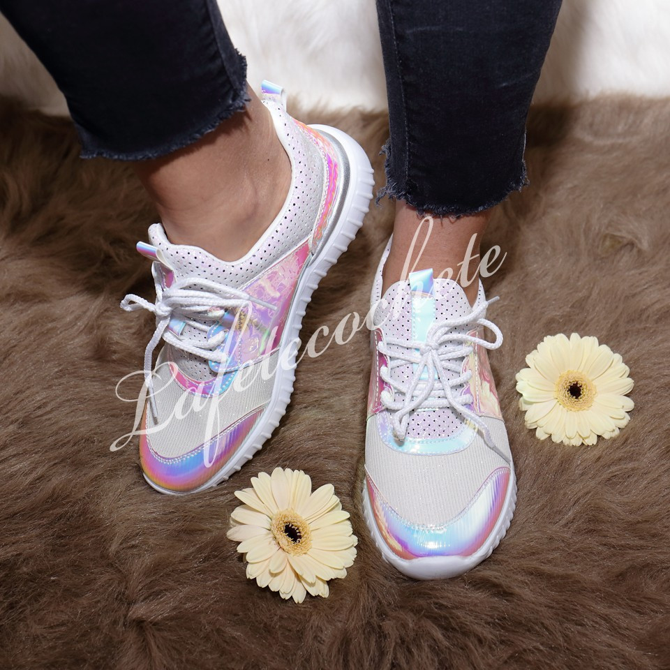 Adidasi vinata white