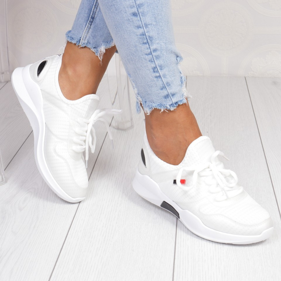 Adidasi zoe white
