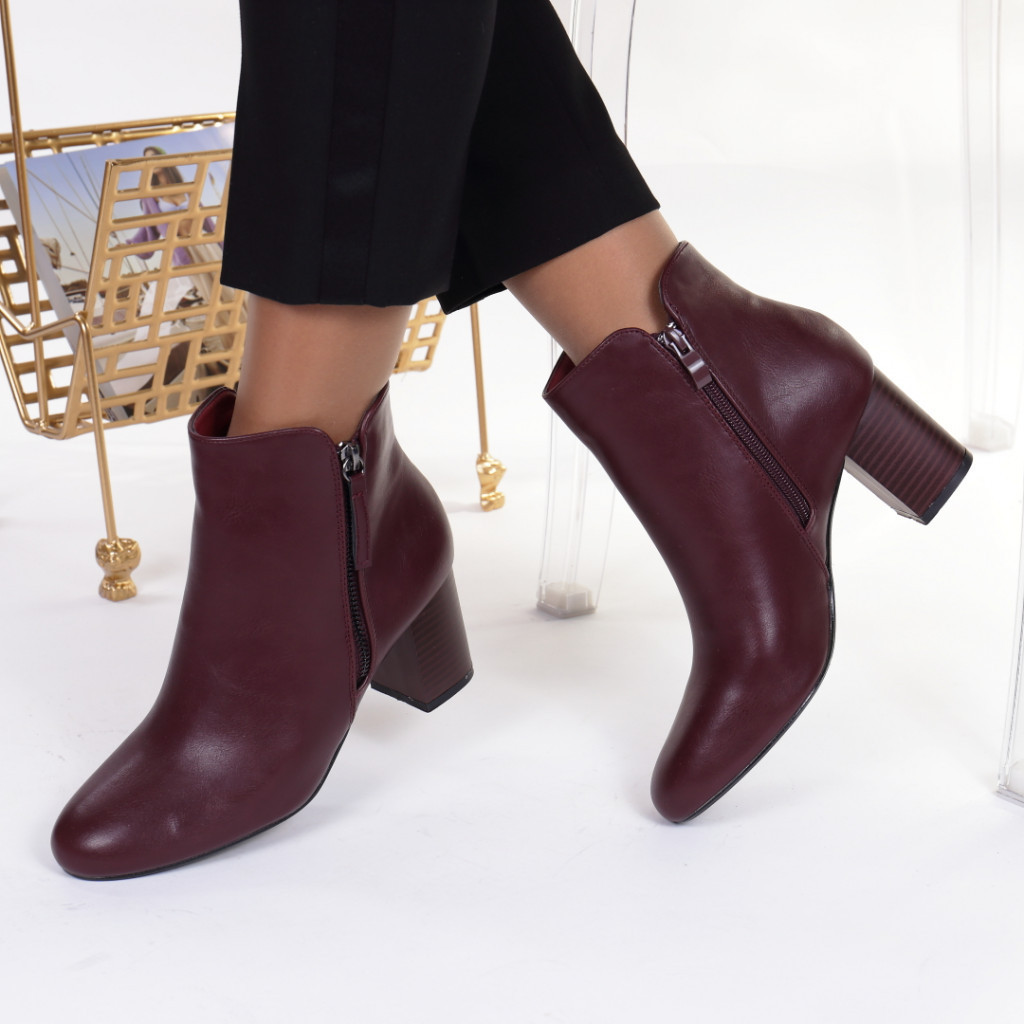 Botine bordo cu varf rotund opera