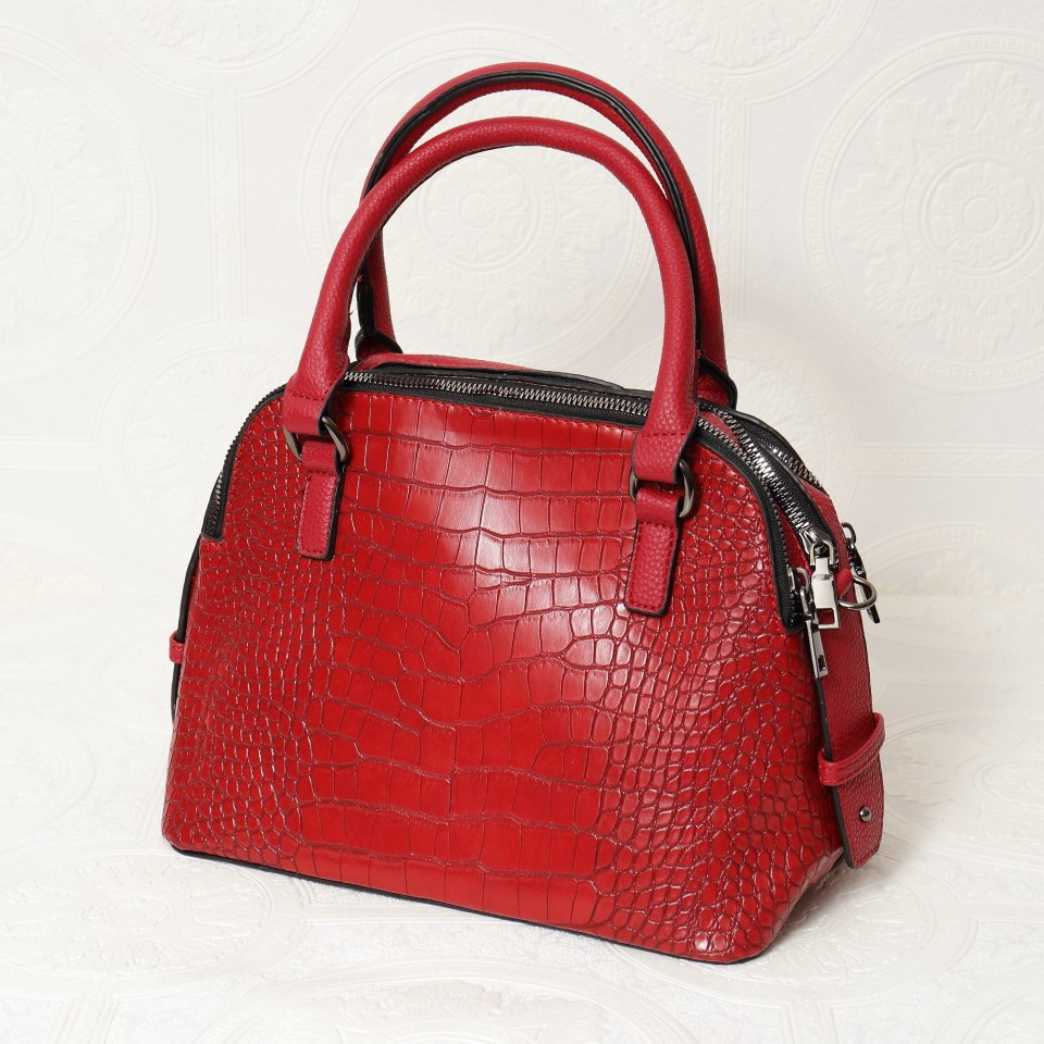 Geanta isra red