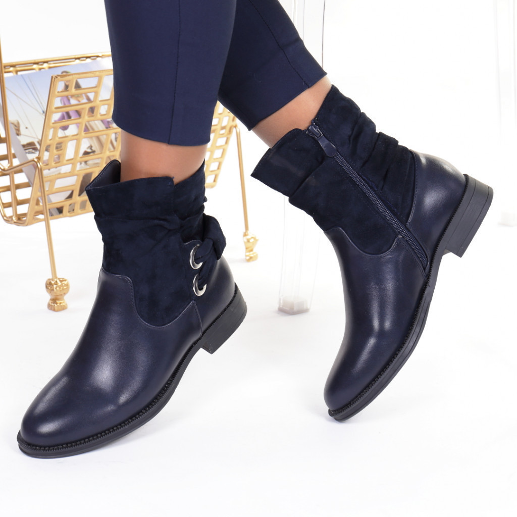 Ghete bleumarin casual captusite izolda