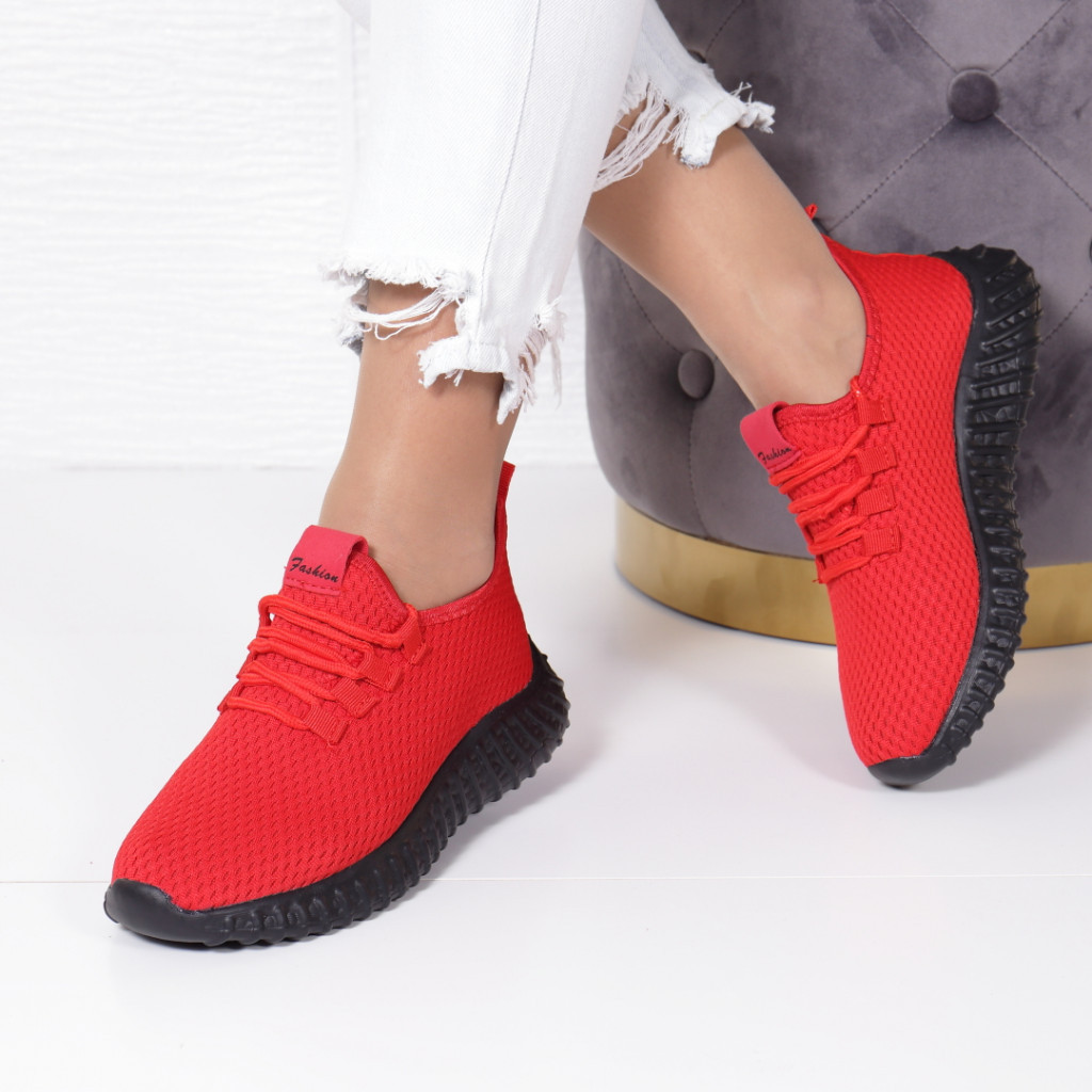 Adidasi kisa red