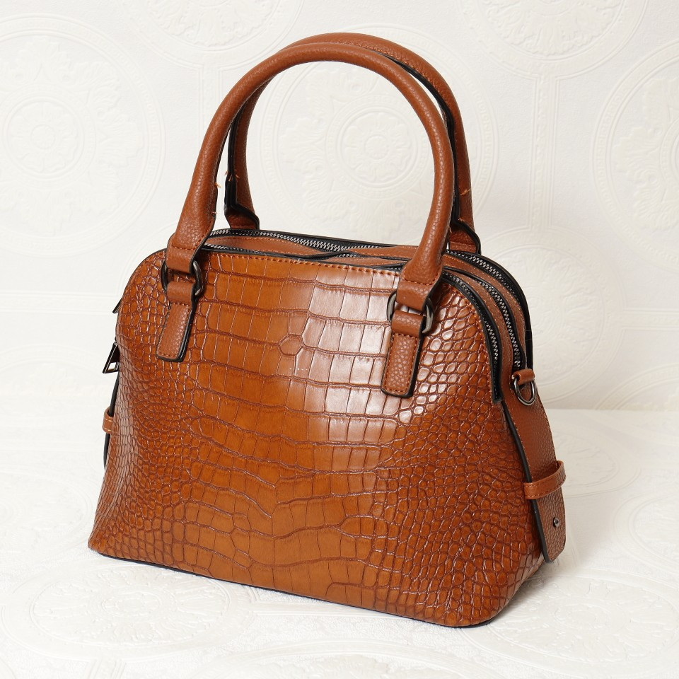Geanta faima camel