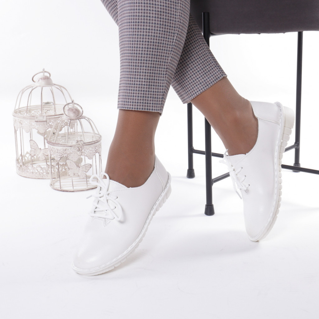 Pantofi suzana white