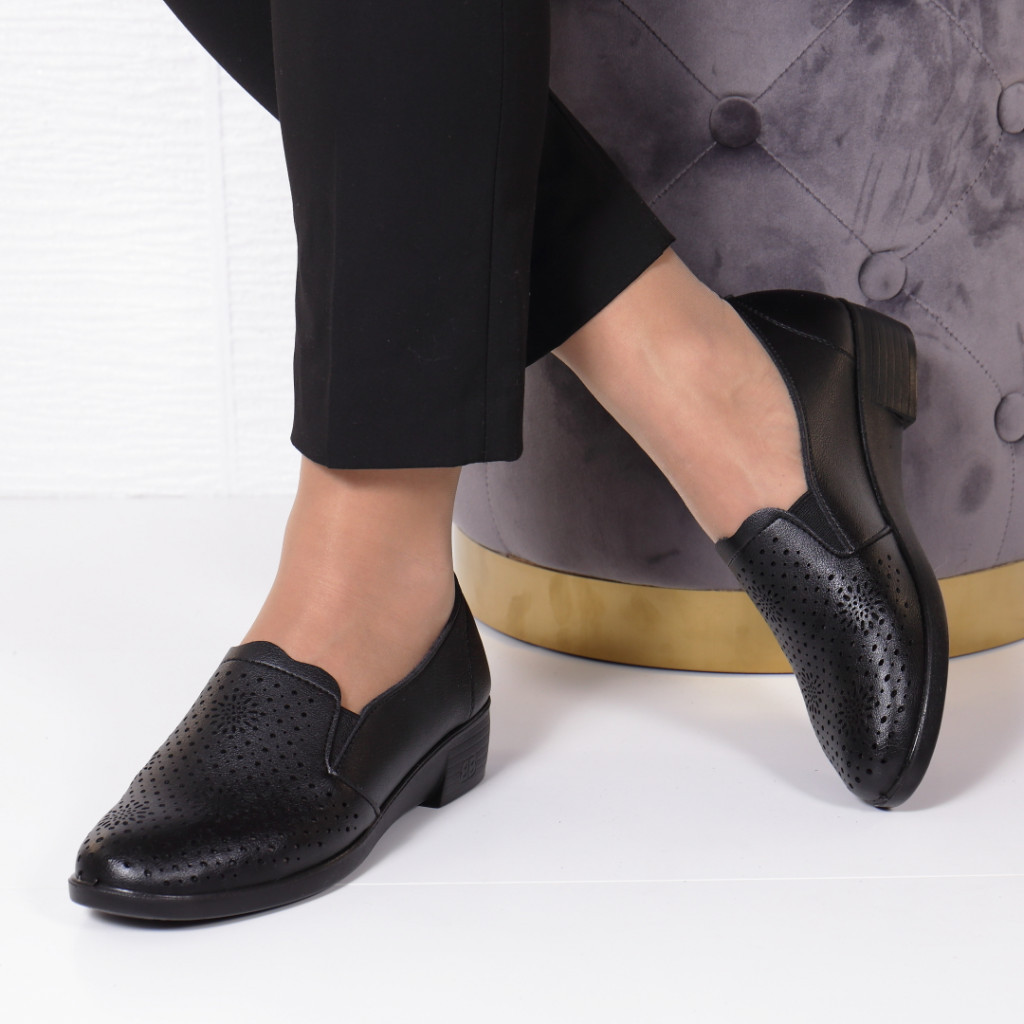 Pantofi doreta black