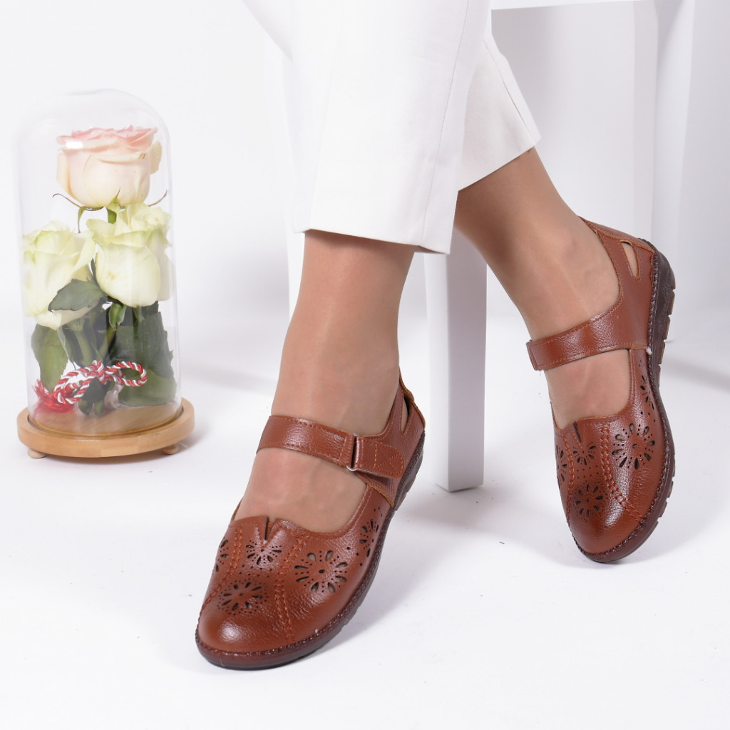 Pantofi razina brown
