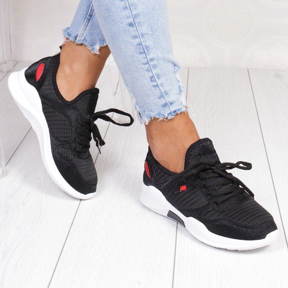 Adidasi zoe black