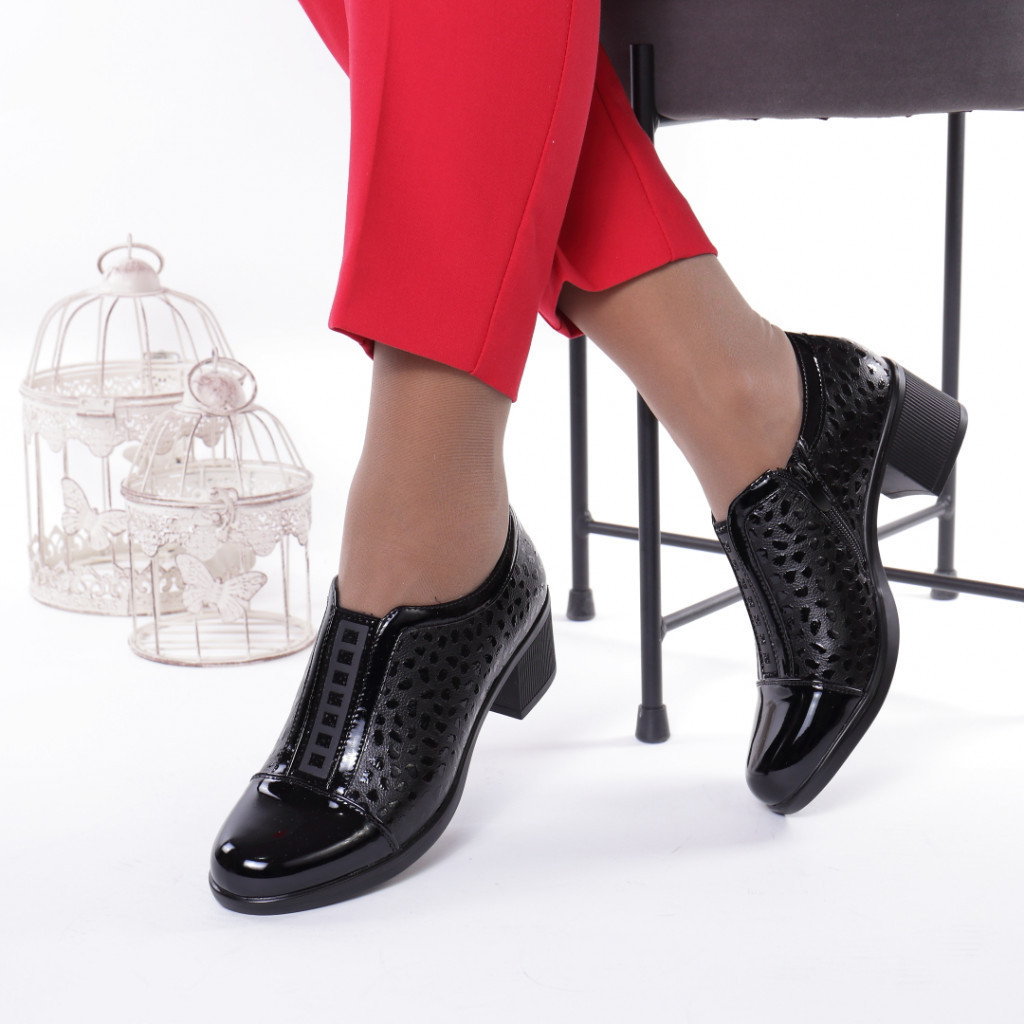 Pantofi flaviana black