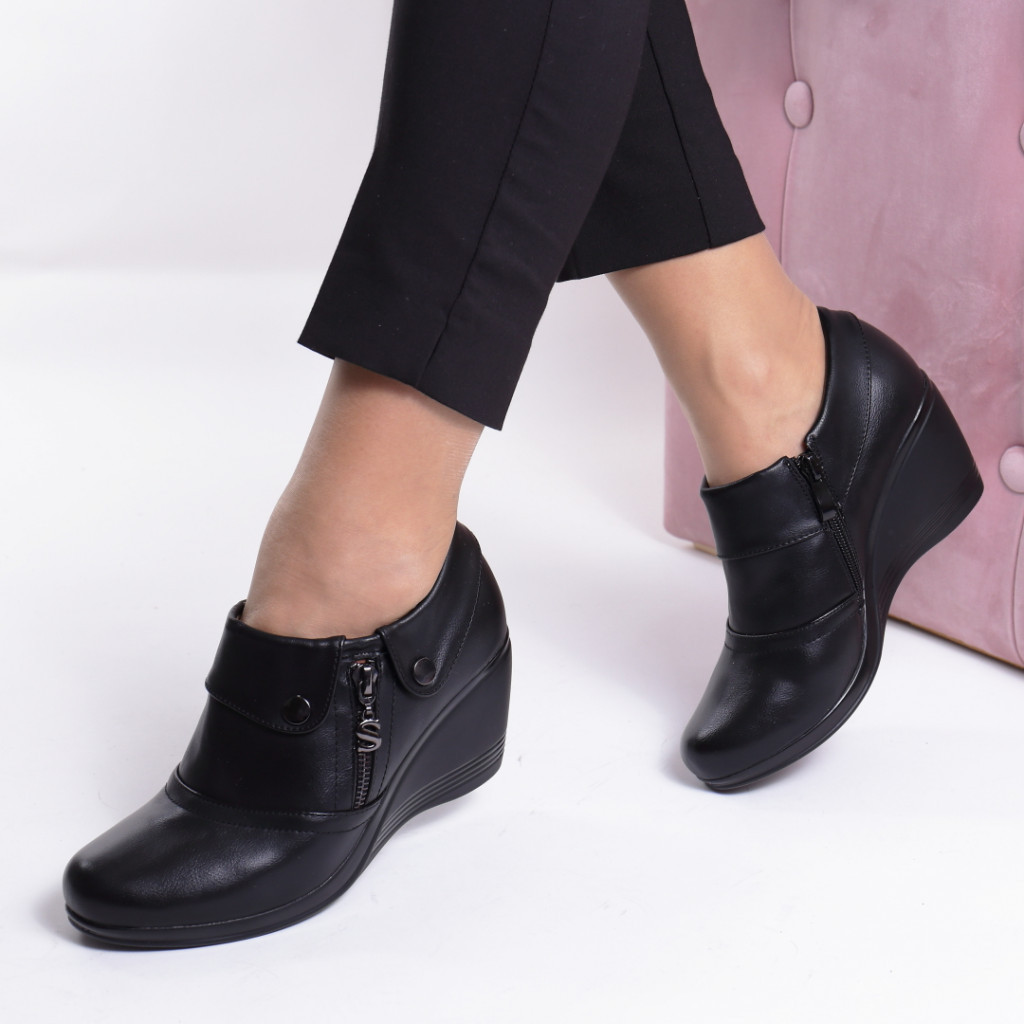 Pantofi piele ecologica Salemina
