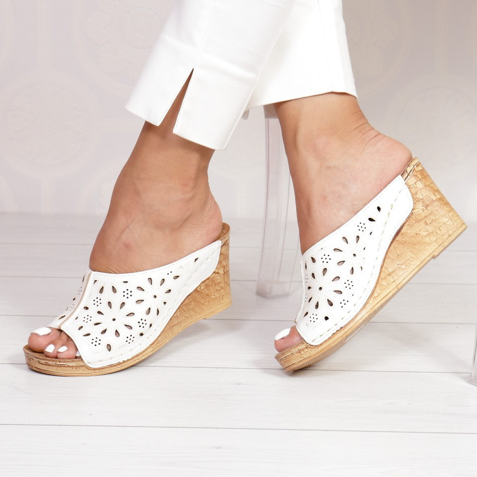 Papuci cabrona white