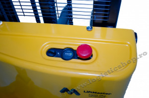SE1525, STIVUITOR ELECTRIC, CAPACITATE 1.500 KG, INALTIME RIDICARE 2.500 MM