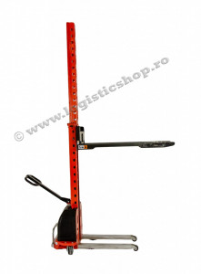 SME-0513, STIVUITOR (STACKER) CU AUTO-INCARCARE, 500 KG, INALTIME RIDICARE 1.300 MM
