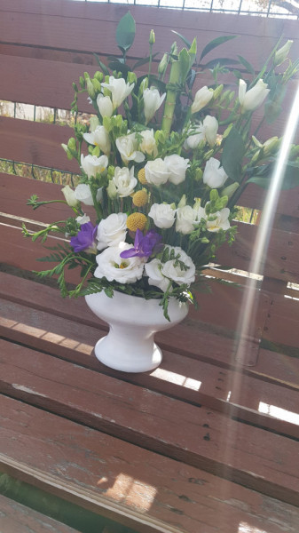 Aranjament floral cu Lisianthus