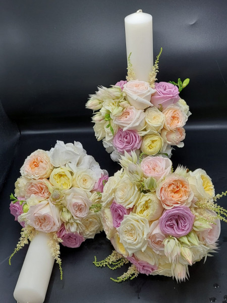 Set lumanari si buchet luxury cu trandafiri garden