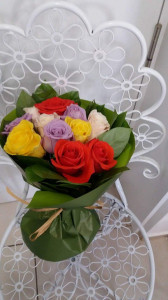 Buchet 11 trandafiri colorati