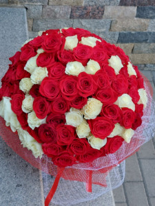 Buchet 121 trandafiri
