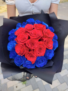 Buchet rosu - albastru