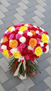 Buchet 101 trandafiri