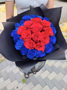 Buchet rosu - albastru